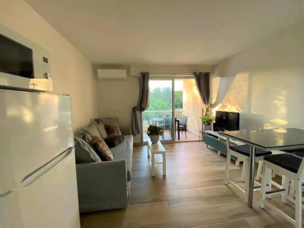 Proche Centre Sanary Studio Climatise 4 Personnes Extérieur photo