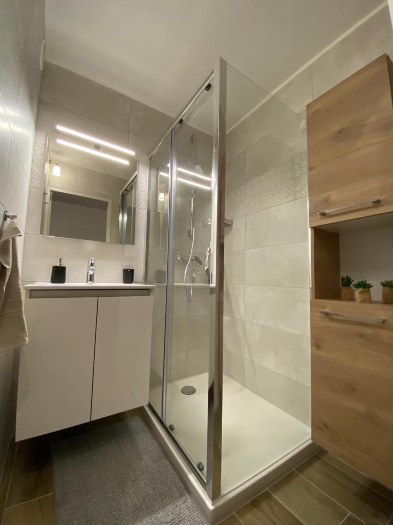 Proche Centre Sanary Studio Climatise 4 Personnes Extérieur photo